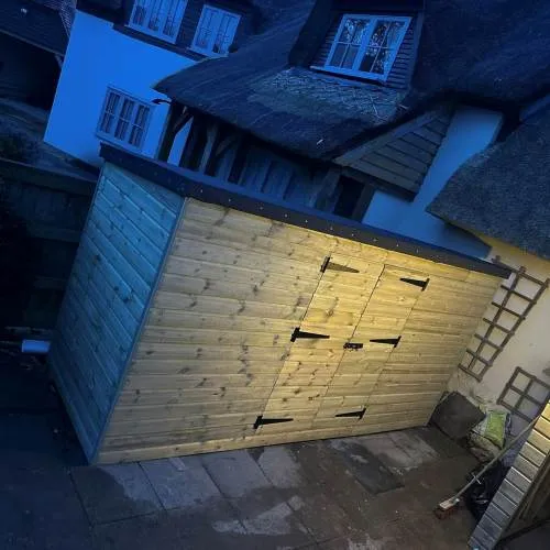 Custom timber workbench construction